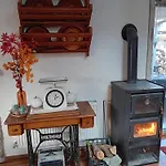 Art Room With Outdoor Living